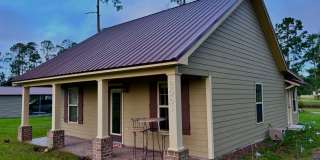 Charming Cottage with Fishing Pond Gallery 1
