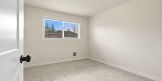 Green Acres Apartments Gallery 13