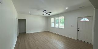 294 Moreland Avenue Gallery 3