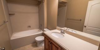 Italian Villages | 3- Bedroom Naples Gallery 6