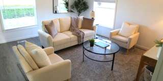 2bed/1bath with a shop Gallery 6