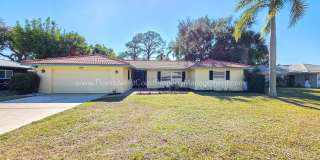 GULF GATE SARASOTA! OUTSTANDING 3 BEDROOM/2 BATH HOME WITH EXTRA LARGE YARD! Gallery 1