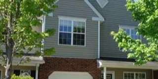 Spacious Townhome in Great Ballantyne location Gallery 1