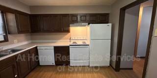 621 W Meadowview Gallery 1