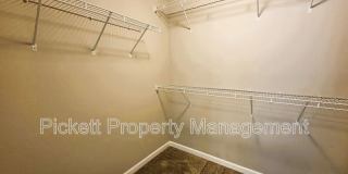 2122 SW Nautical St. Gallery 17