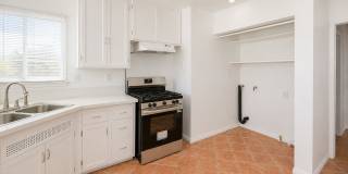 Charming Lakewood Home- Available for showings March 1st! Gallery 5