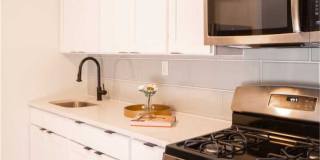 Hampton Gardens Gallery 34