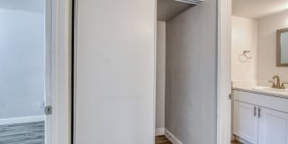 Broadway Vista Apartments Gallery 11
