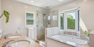 1749 Hill St Gallery 23