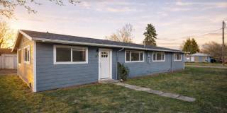 Fully Remodeled Duplex Available in West Vancouver for Rent - 1410 E 30th St Gallery 1