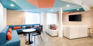 Living at NoHo Gallery 25