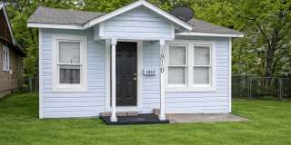 2BR/1BA Ideal Home Near Downtown 2BR/1BA Ideal Home Near Downtown Gallery 5