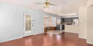 819 W KYLE Court Gallery 14