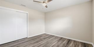 2327 W KNOLLWOOD Place Gallery 28