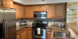 160 Yacht Club 206 Way Gallery 2