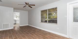 PRICE REDUCTION!!!!!!Very Cute Two Bedroom Single Family Home - Now Available Gallery 4