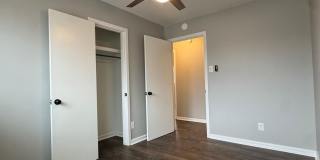 4409 38th Street Gallery 12