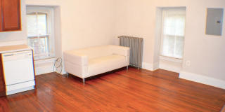 247 W RITTENHOUSE Street Gallery 3