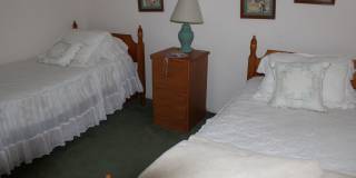 Riverfront 4 Bedroom Vacation Home Includes utiliities Gallery 21