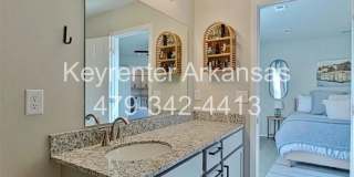 Stylish 3 Bed / 2 Bath with Open Layout & Backyard Retreat Gallery 11