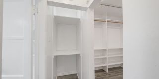 1238 S Beverly Glen Blvd Gallery 13