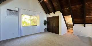 Stunning Alta Heights Hillside Home with Panoramic Views & Expansive Deck Gallery 27