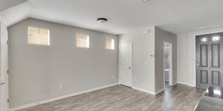 7322 S TRASK STREET Gallery 51