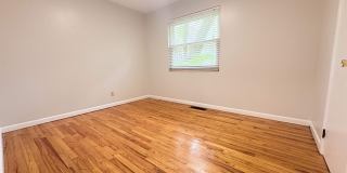 1504 Sunset Lane Gallery 20