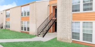 Hilltop Oaks Apartments Gallery 6