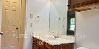 1421 Garden Path Gallery 12