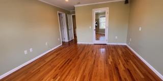 513 Evergreen Avenue Gallery 29