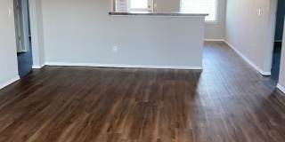 Charming 4 bed 2 bath in Hunters Spring *  Mustang schools Gallery 33