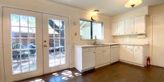 3 bedroom w/ attached Garage! Gallery 6