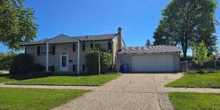 27592 STRATHMOOR Drive Gallery 1