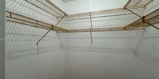 2600 NE 135th St Gallery 20