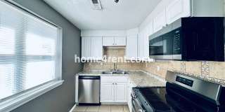 Updated 3 Bed, 2 Bath Ranch Home near Downtown Olathe! Gallery 24