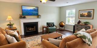3BD/2.5BA- WITH BONUS ROOM -AVAILABLE MAY 1, 2026 Gallery 1