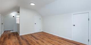 2143 Lancaster Street Gallery 17