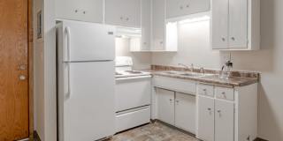 1 & Bedrooms Walking distance to McCarrons Lake! - Roseville 1 & Bedrooms Walking distance to McCarrons Lake! - Roseville Gallery 9