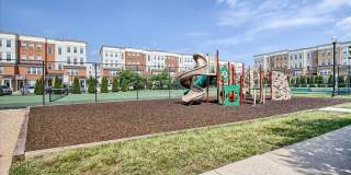 1811-B WHEYFIELD DR #11-B Gallery 37