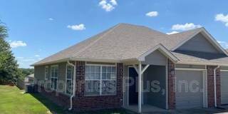 982 Clearwater Circle Gallery 1