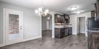 Comfortable Living in Pea Ridge: 3 Bed, 2 Bath Home Comfortable Living in Pea Ridge: 3 Bed, 2 Bath Home Gallery 8