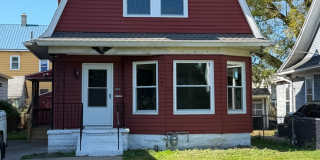 Large remodeled 3 Bedroom house Gallery 1