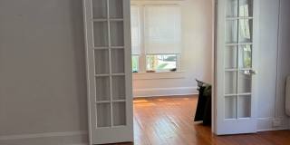 CHARMING 1 BEDROOM, 1 BATHROOM 1925 SPANISH MEDITERRANEAN HOME LOCATED IN THE HIGHLY SOUGHT AFTER DOWNTOWN HISTORIC NEIGHBORHOOD OF LAUREL PARK! Gallery 5
