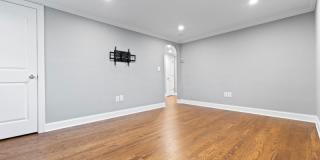 86 Forest St Gallery 11