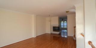 182 SPENCER Terrace SE Gallery 10
