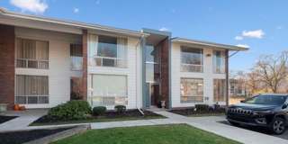 Royal Oakland Apartments Gallery 13
