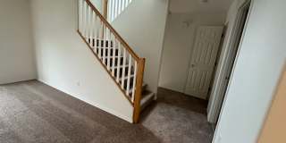 Spacious 2 bed/2.5 bath with bonus room townhome off Road 68 Gallery 11