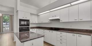 18401 30TH STREET Gallery 16