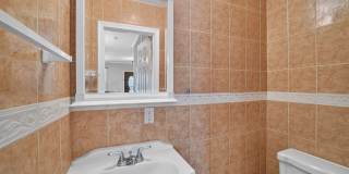 Gorgeous 6br/3.5a with Deck/Patio/Common Space Steps to Columbia Heights! Gallery 8